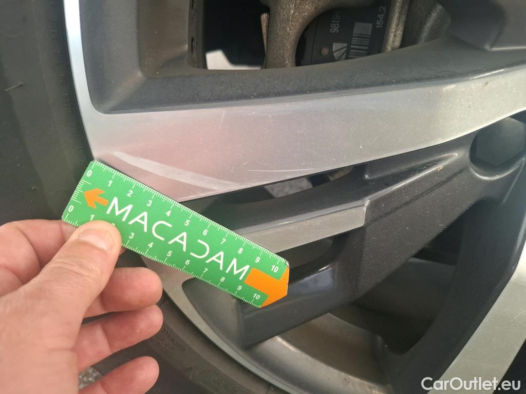  Peugeot  3008  II Allure 1.5 HDi 130CV BVA8 E6d #10