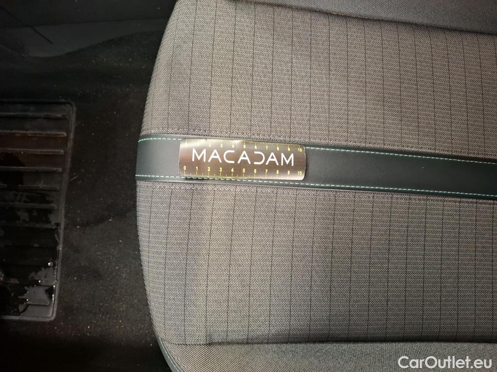  Peugeot  208  Allure Pack 1.2 PureTech 100CV BVA8 E6d #34