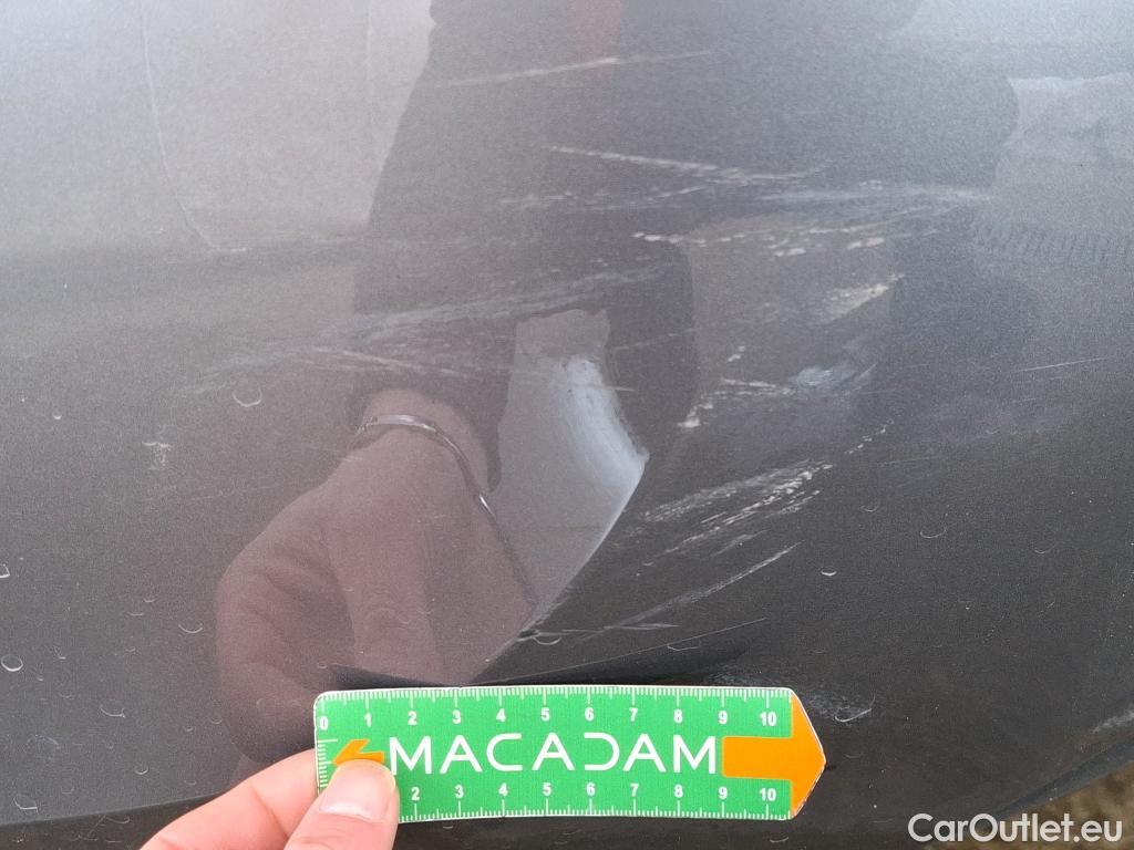  Mercedes  A-Klasse MERCEDES-BENZ Classe A Compact / 2018 / 5P / Berline A 180 Style Line #18