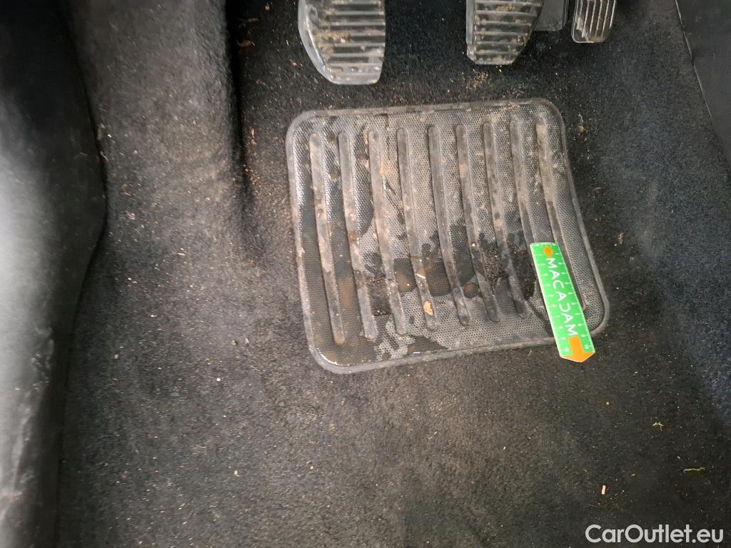  Peugeot  208  Affaire Premium Pack 1.5 HDi 100CV BVM5 E6dT #10