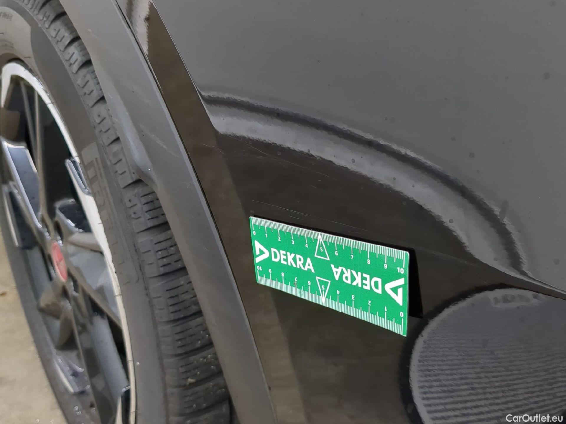  DS  DS7 DS DS 7 Crossback / 2017 / 5P / SUV E-TENSE 225 PERFORMANCE Line + #39