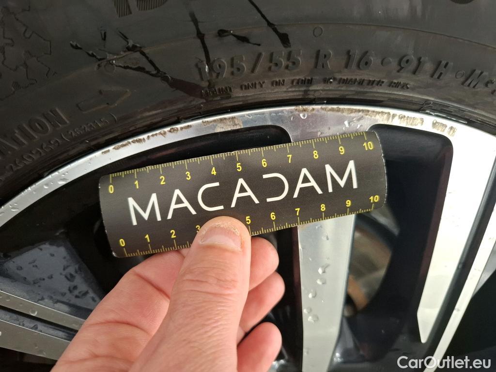  Peugeot  208  Allure Pack 1.2 PureTech 100CV BVA8 E6d #22