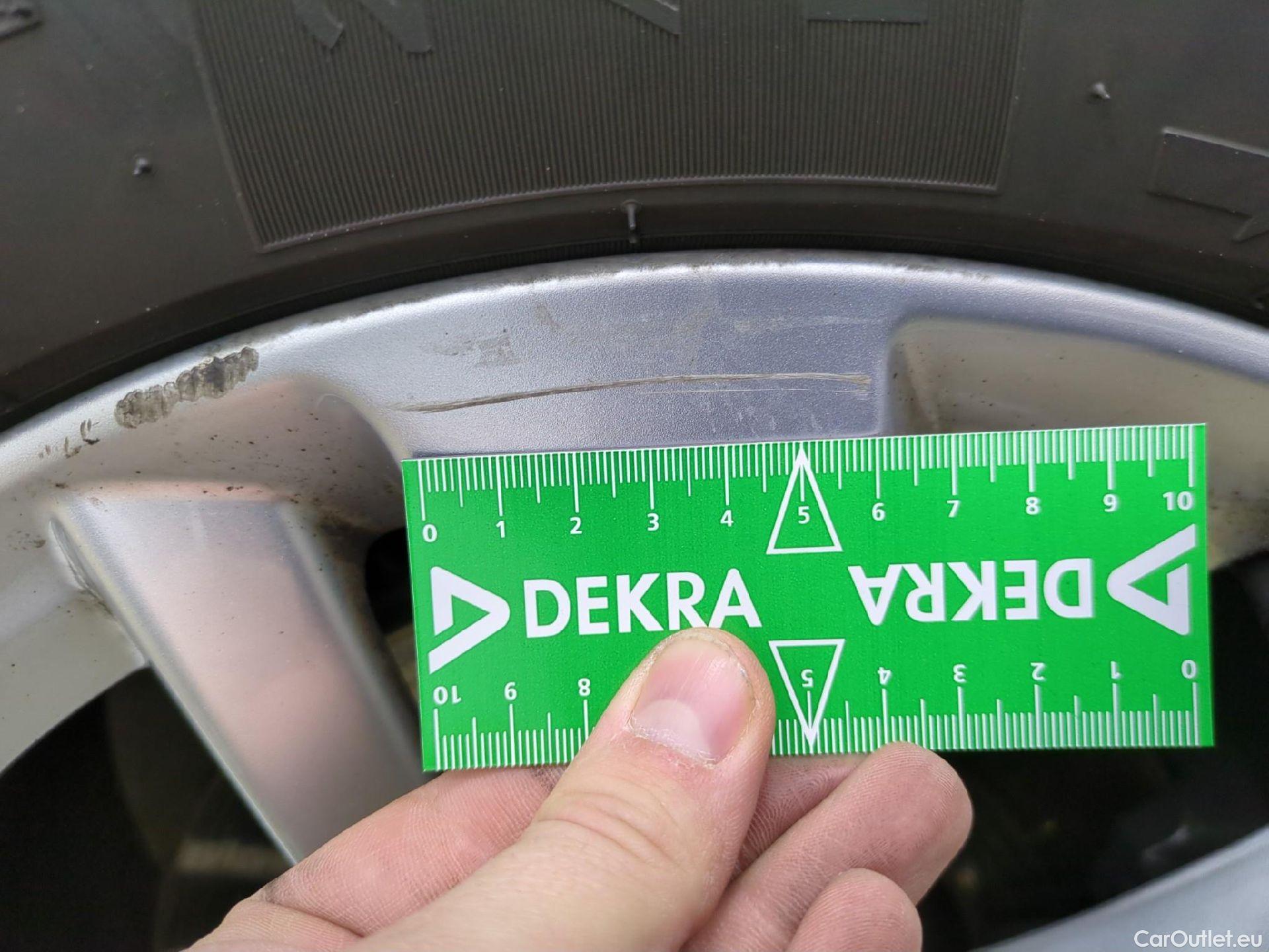  Opel   Grandland X Grandland X Elegance Business 1.2 Turbo 130CV BVA8 E6d #12