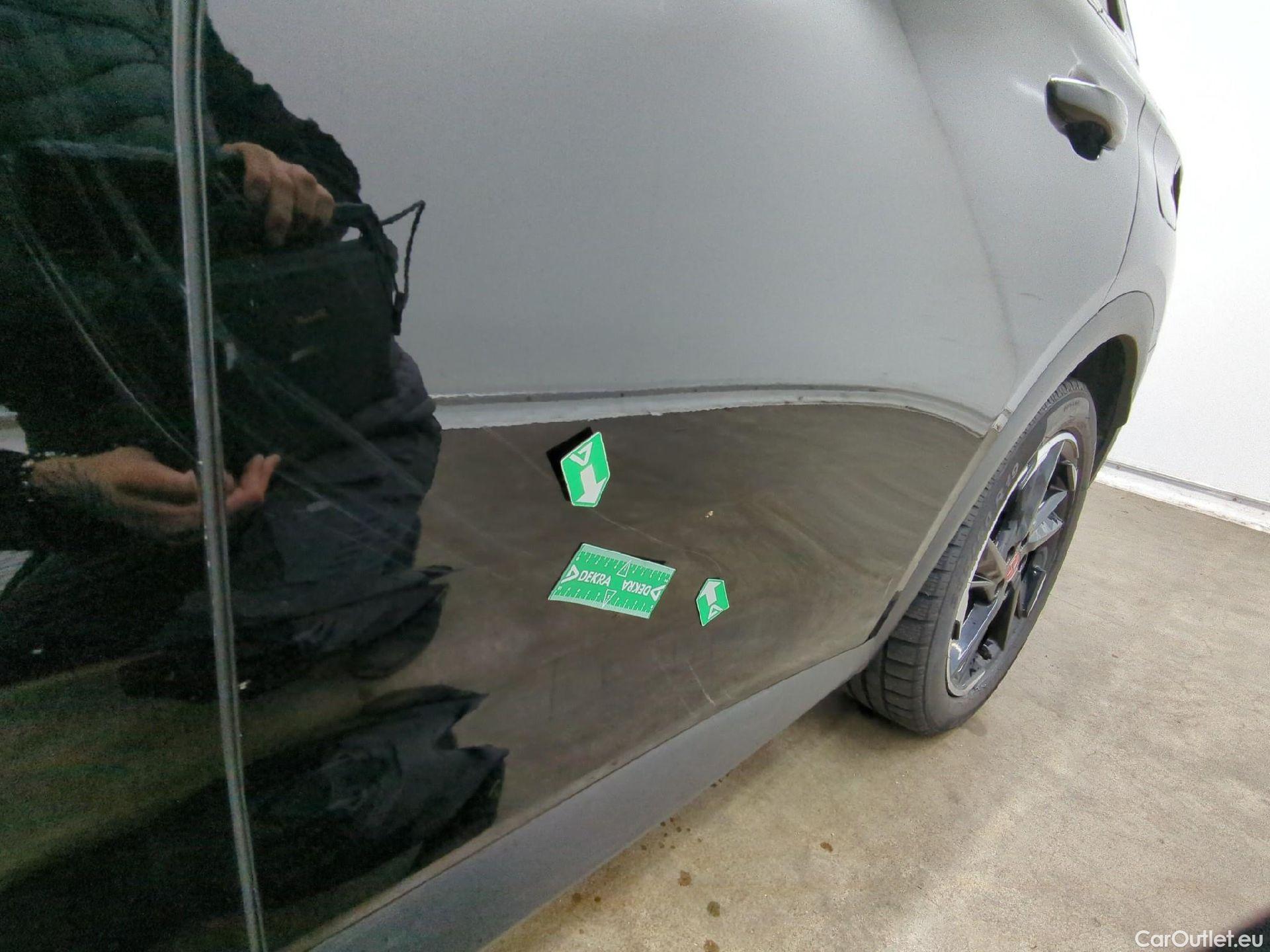  DS  DS7 DS DS 7 Crossback / 2017 / 5P / SUV E-TENSE 225 PERFORMANCE Line + #33