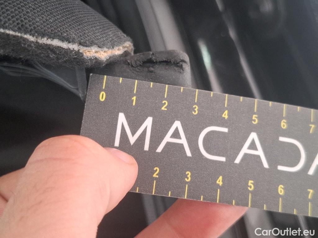  Mercedes  GLA MERCEDES-BENZ  / 2020 / 5P / SUV 1.3  250 e BUSINESS LINE DCT #61