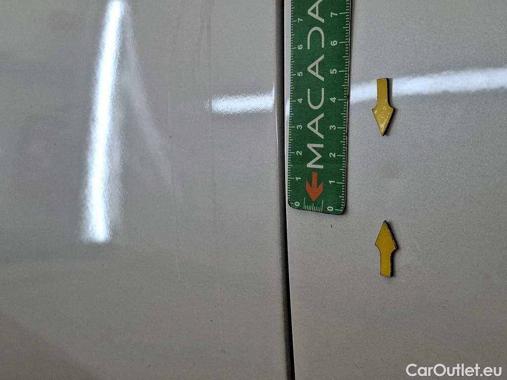  Peugeot  3008  II Allure Pack 1.5 HDi 130CV BVA8 E6d #18