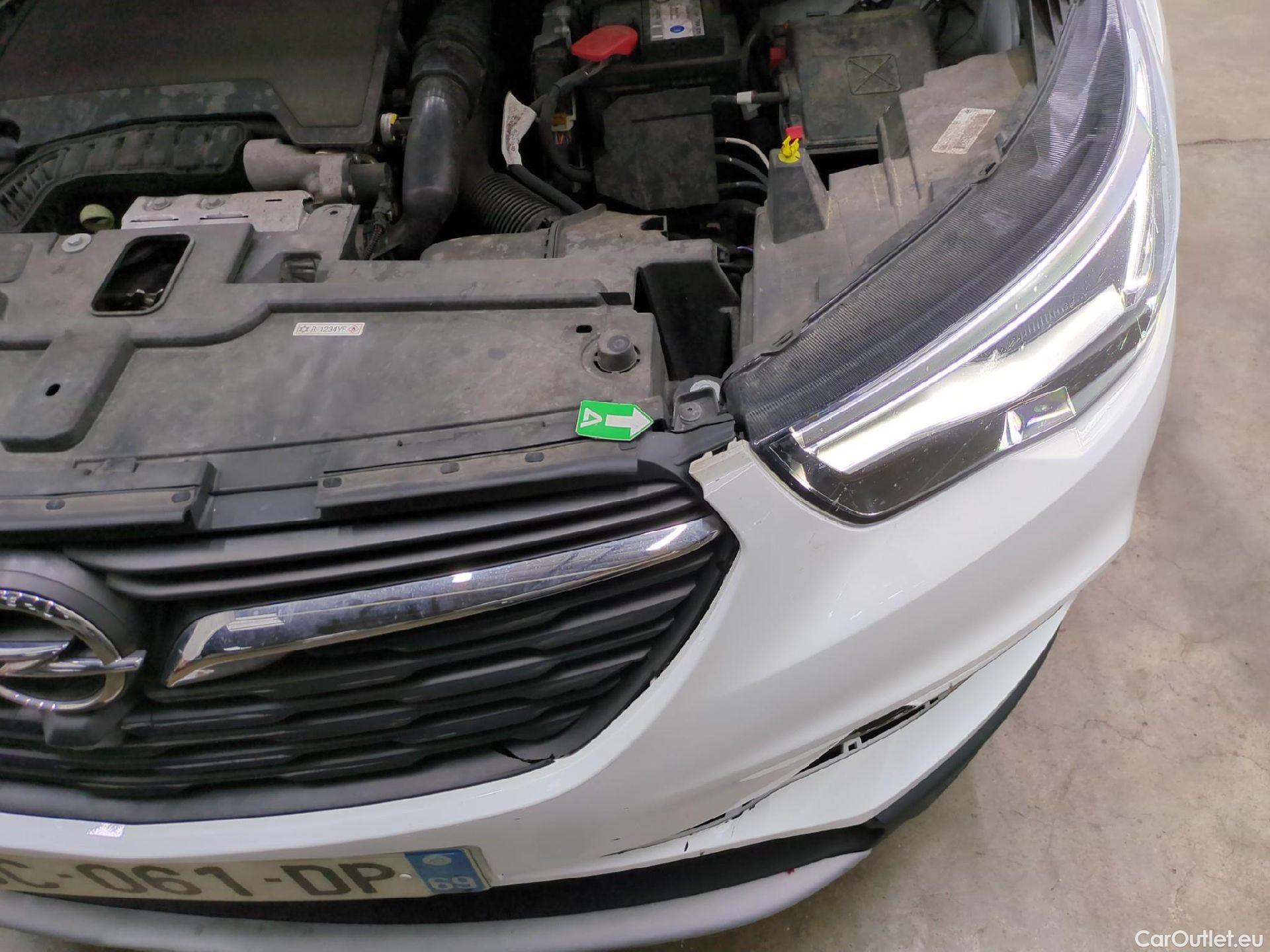  Opel   Grandland X Grandland X Elegance Business 1.2 Turbo 130CV BVA8 E6d #4