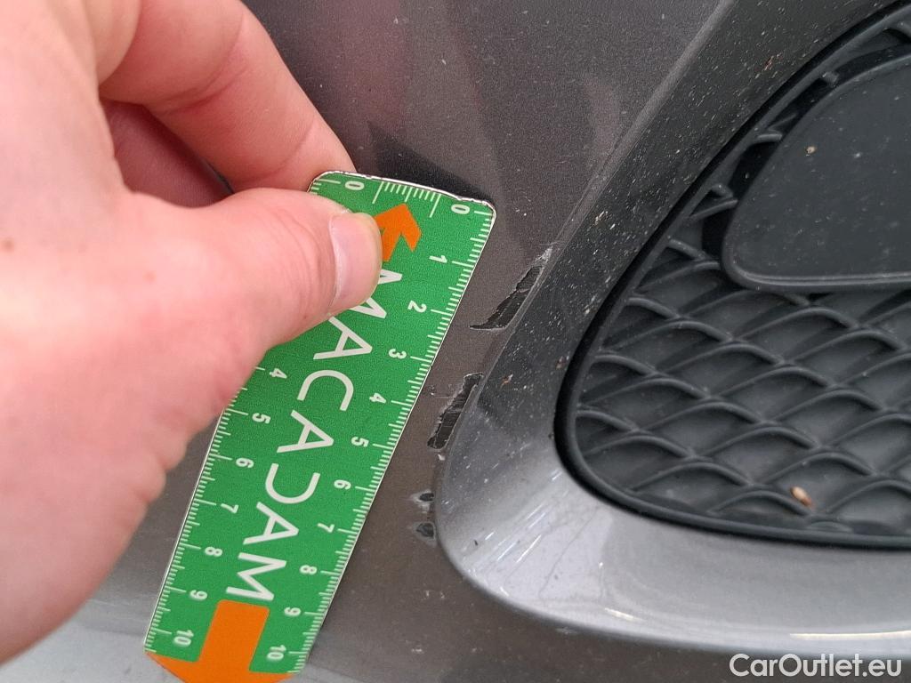  Mercedes  A-Klasse MERCEDES-BENZ Classe A Compact / 2018 / 5P / Berline A 180 Style Line #33