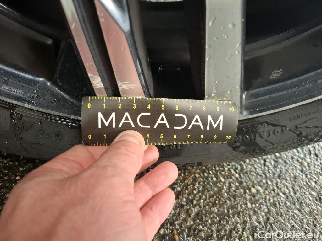  Peugeot  208  Allure Pack 1.2 PureTech 100CV BVA8 E6d #32