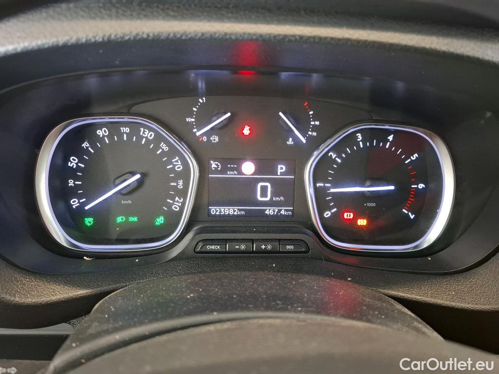  Peugeot  Expert PEUGEOT  / 2016 / 4P / Fourgon tôlé 2.0 BHDI 145 AUTO S&S TAILLE M #24