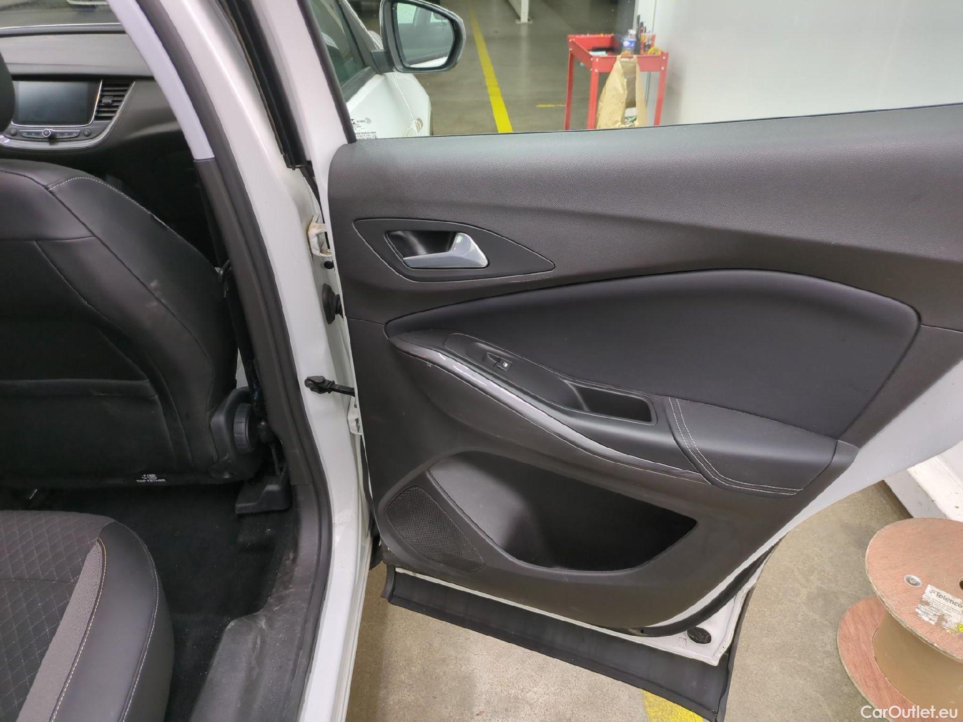  Opel   Grandland X Grandland X Elegance Business 1.2 Turbo 130CV BVA8 E6d #21