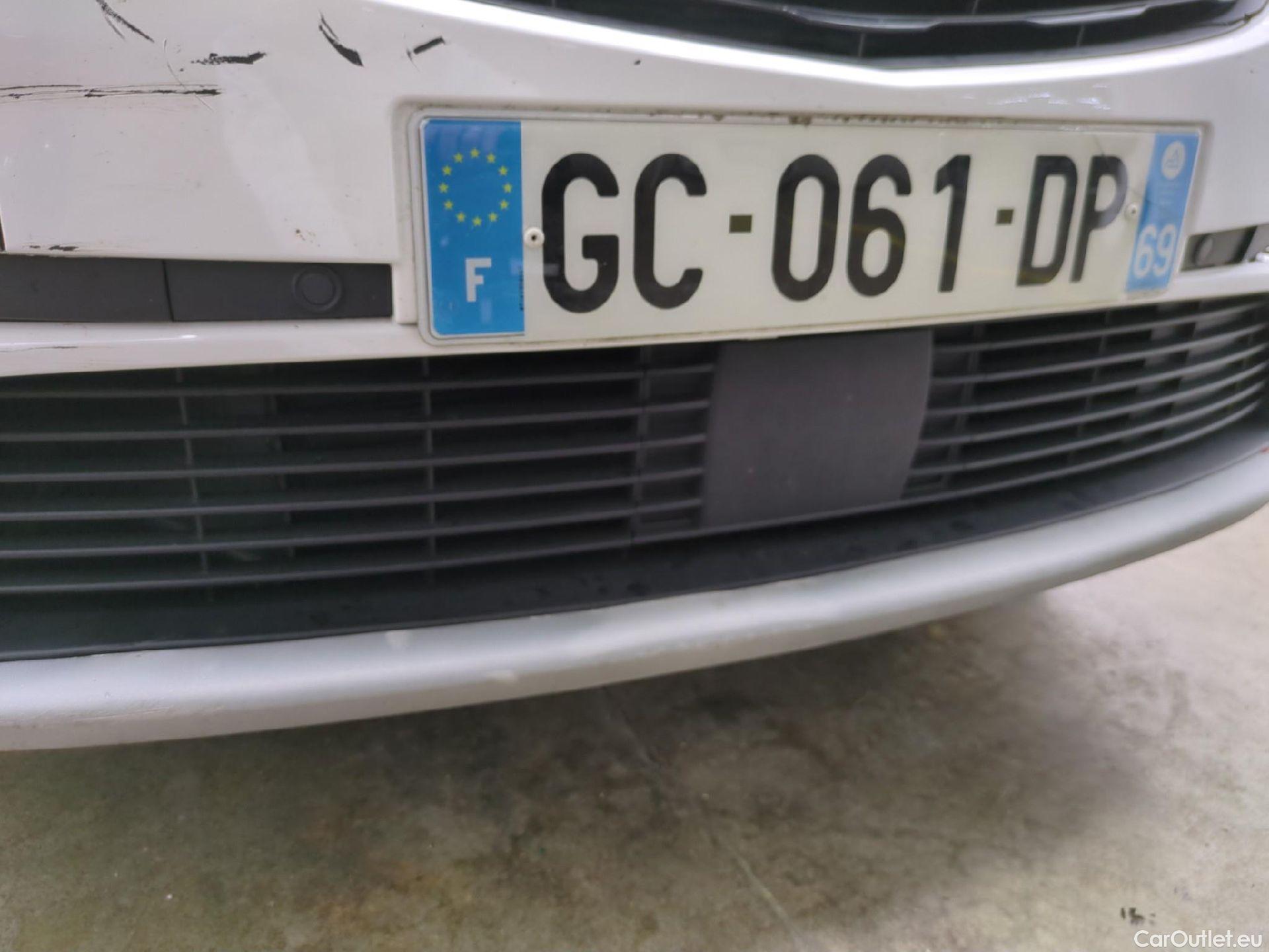  Opel   Grandland X Grandland X Elegance Business 1.2 Turbo 130CV BVA8 E6d #36