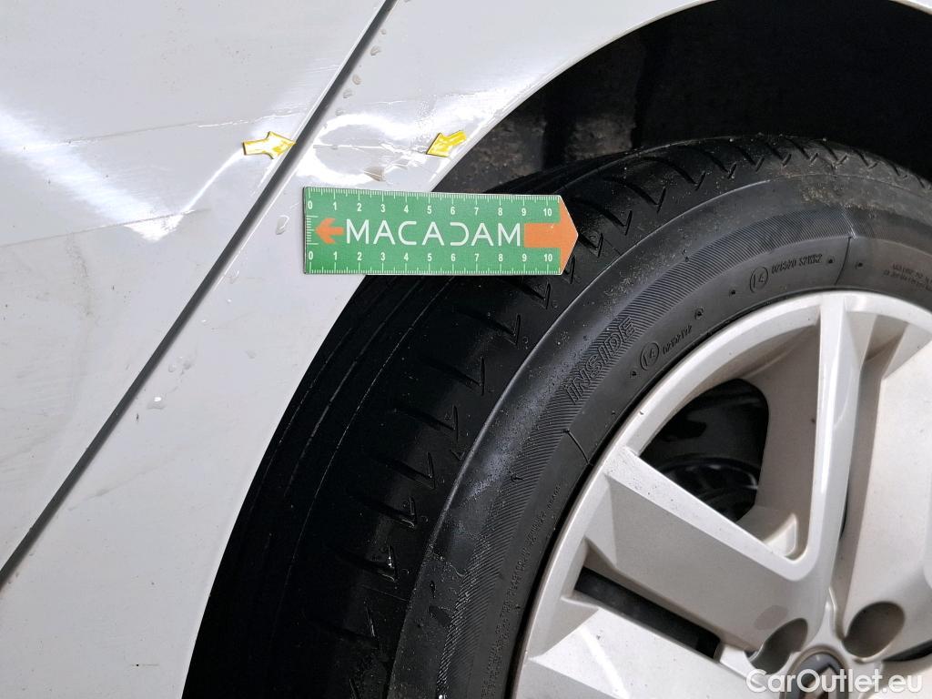  Renault  Clio RENAULT  / 2019 / 5P / Berline Business SCe 65 #2