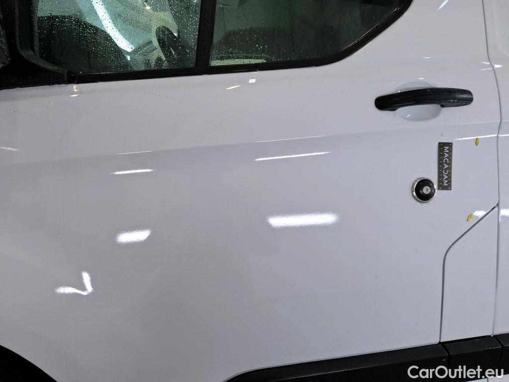  Ford  Transit FORD  Custom / 2018 / 4P / Fourgon tôlé 2.0 ECOBLUE 130 300 L1H1 TREND BUSINESS #15