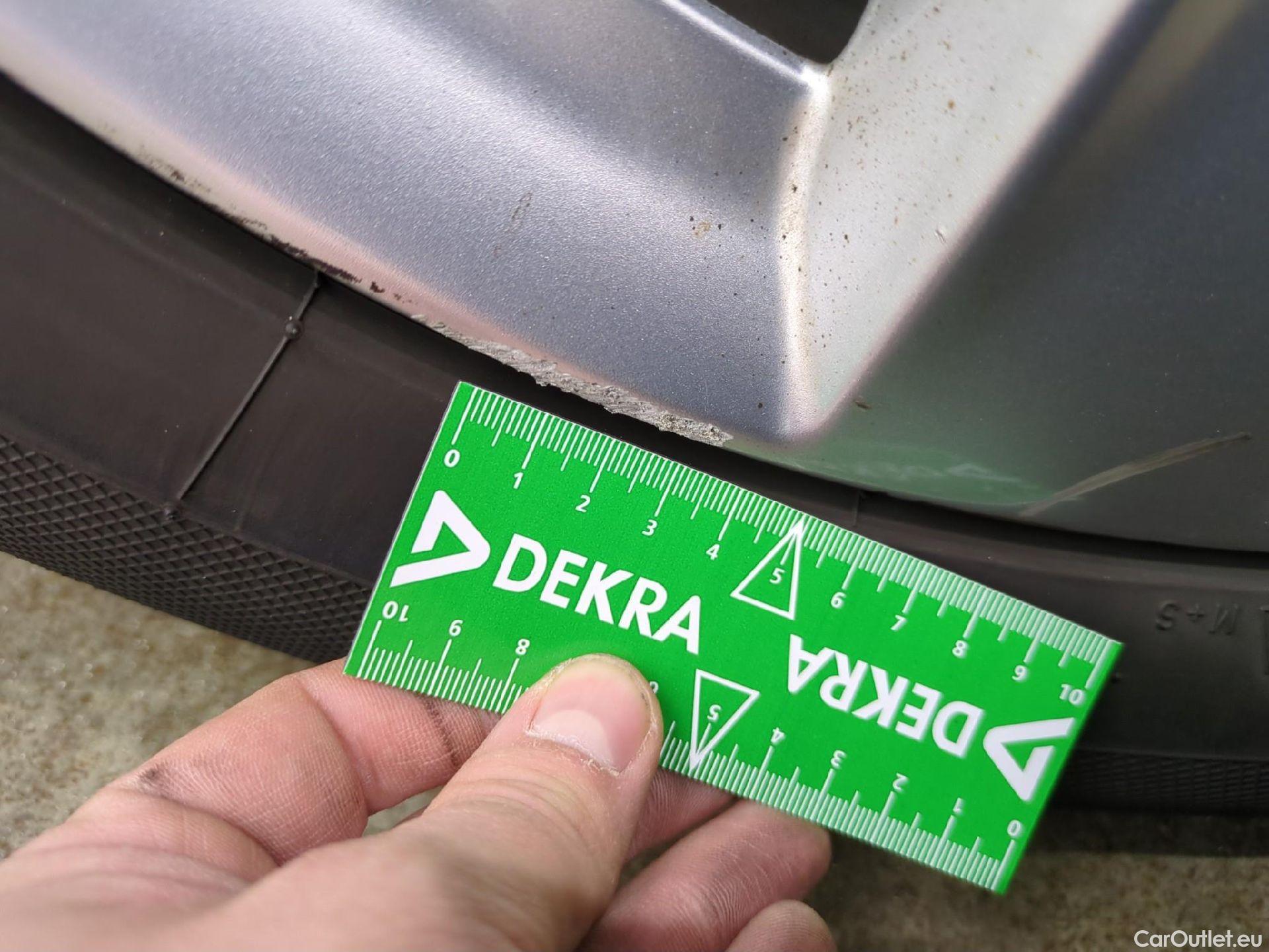  Opel   Grandland X Grandland X Elegance Business 1.2 Turbo 130CV BVA8 E6d #8