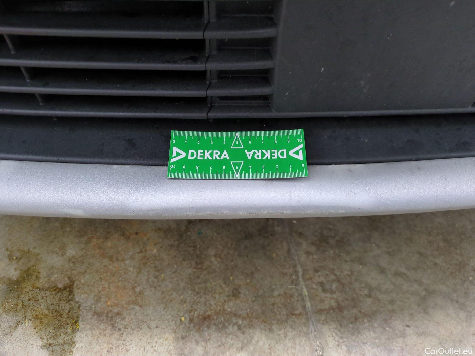  Opel   Grandland X Grandland X Elegance Business 1.2 Turbo 130CV BVA8 E6d #32