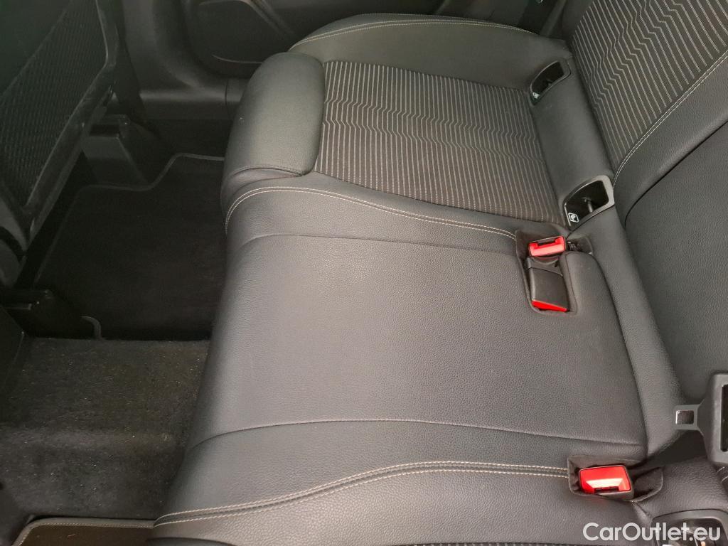  Mercedes  GLA MERCEDES-BENZ  / 2020 / 5P / SUV 1.3  250 e BUSINESS LINE DCT #49