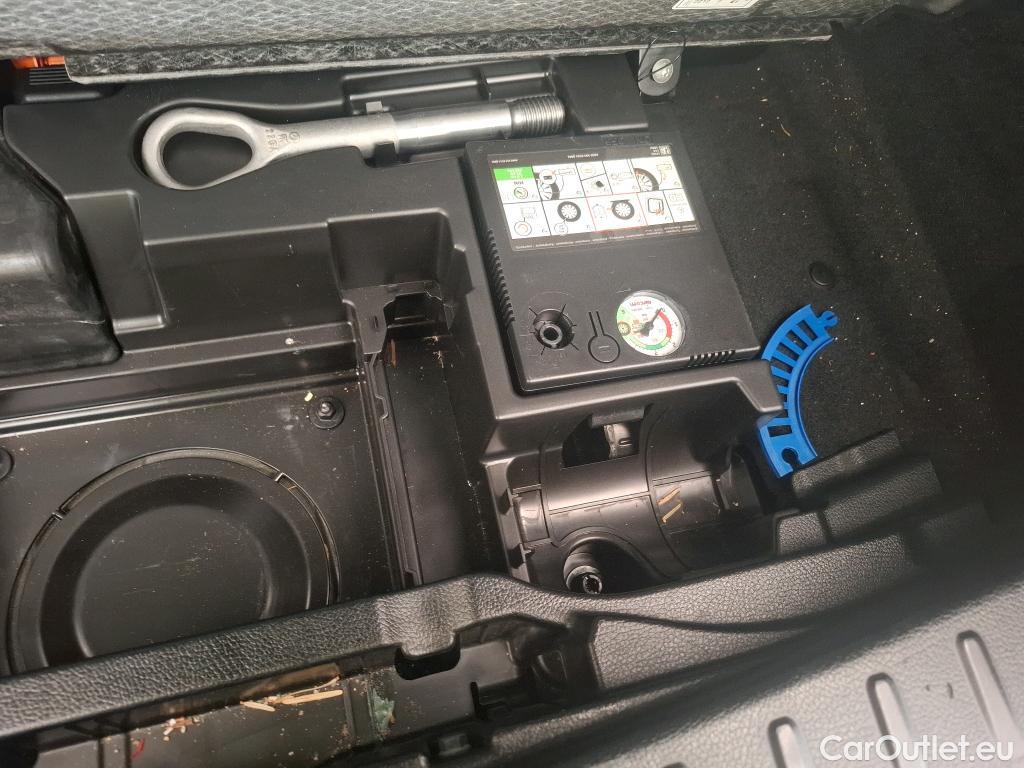  Mercedes  GLA MERCEDES-BENZ  / 2020 / 5P / SUV 1.3  250 e BUSINESS LINE DCT #46