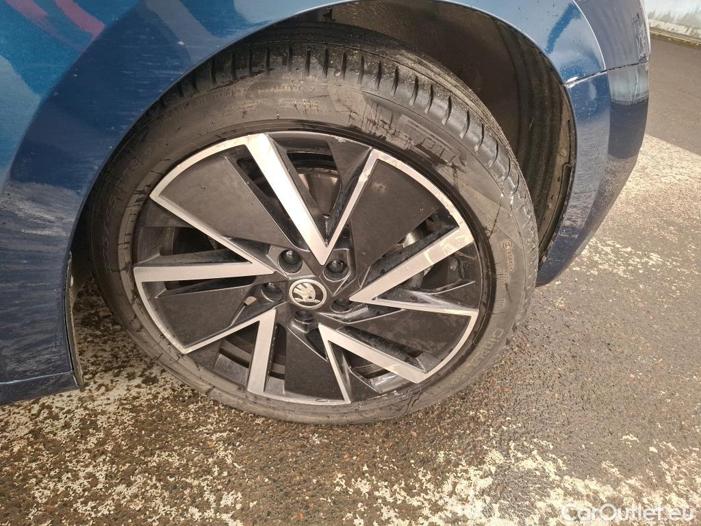  Skoda  Octavia SKODA  / 2020 / 5P / Berline 1.4 TSI PHEV iV 204 DSG6e Business #1