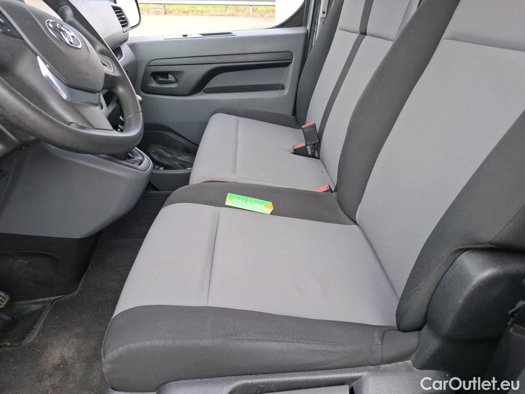  Toyota  Proace TOYOTA  4p Combi 1.5 D LONG 120 D-4D DYNAMIC #13