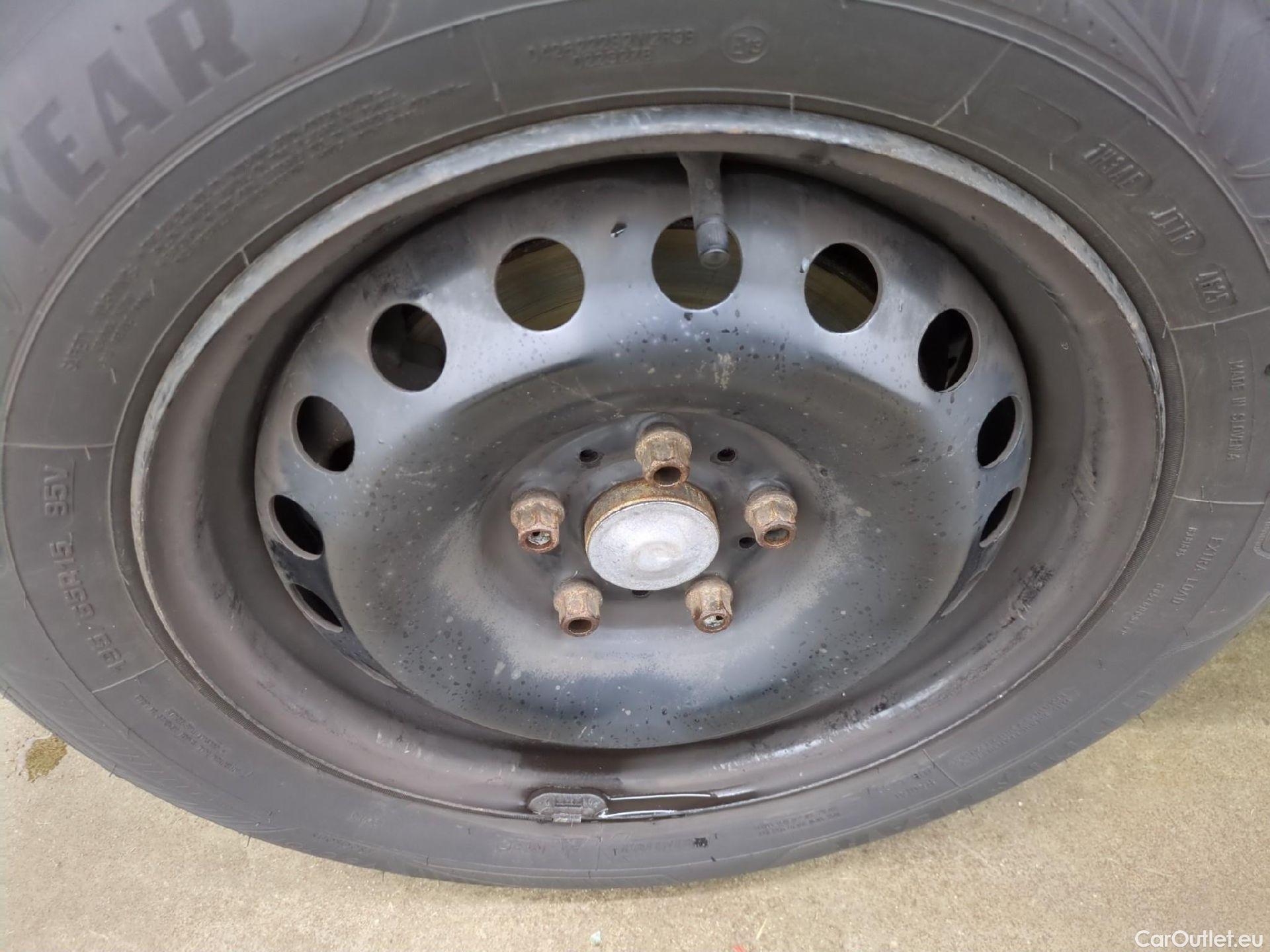  Renault  Kangoo  Express Maxi Grand Confort 1.5 dCi 115CV BVM6 E6dT #29