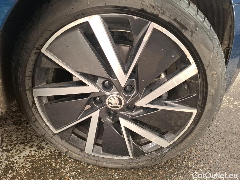  Skoda  Octavia SKODA  / 2020 / 5P / Berline 1.4 TSI PHEV iV 204 DSG6e Business #2