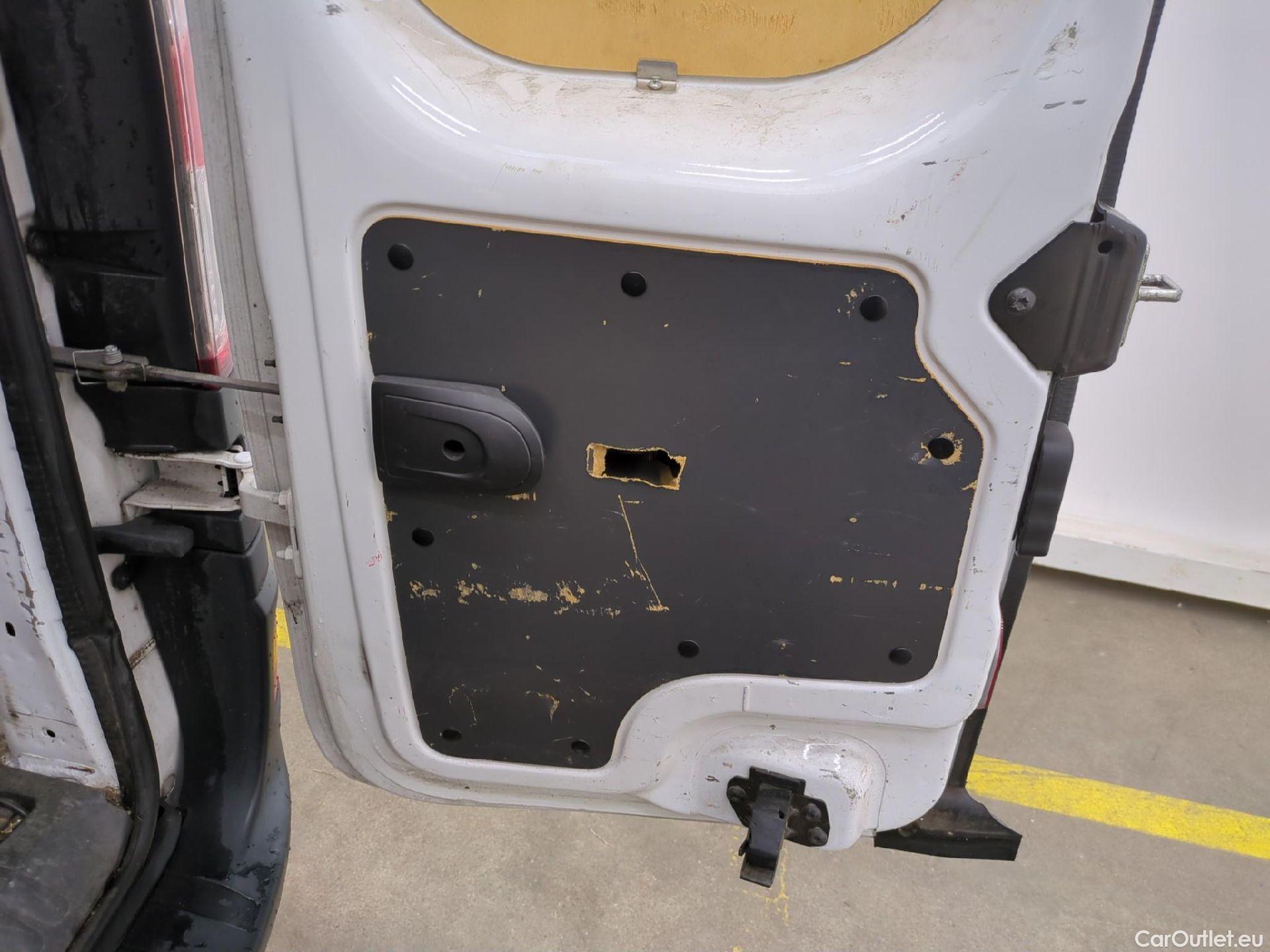  Renault  Kangoo  Express Maxi Grand Confort 1.5 dCi 115CV BVM6 E6dT #8