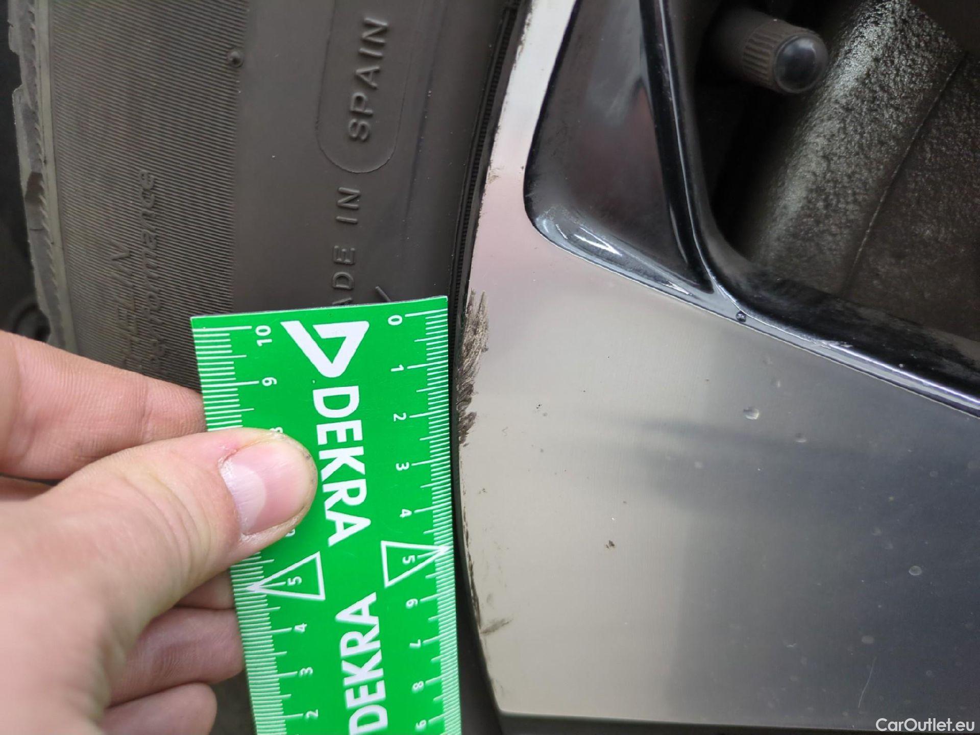  Volvo  XC 40 VOLVO XC40 / 2022 / 5P / SUV Recharge T4 211 DCT7 Start #11