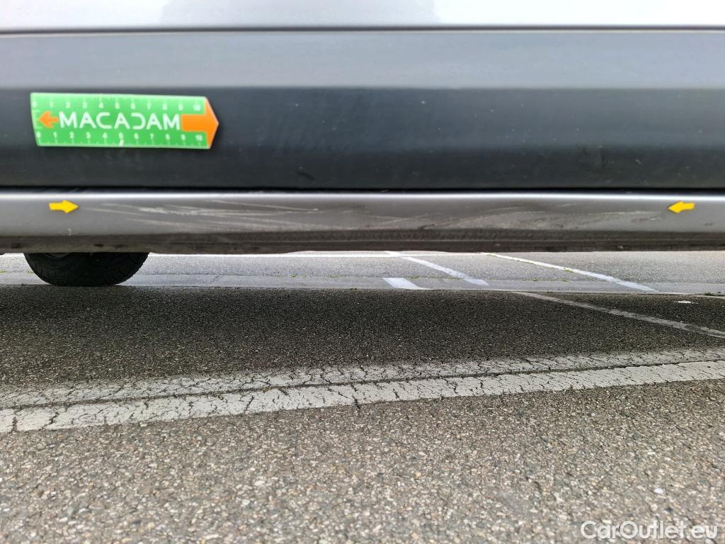  Toyota  Proace TOYOTA  4p Combi 1.5 D LONG 120 D-4D DYNAMIC #4