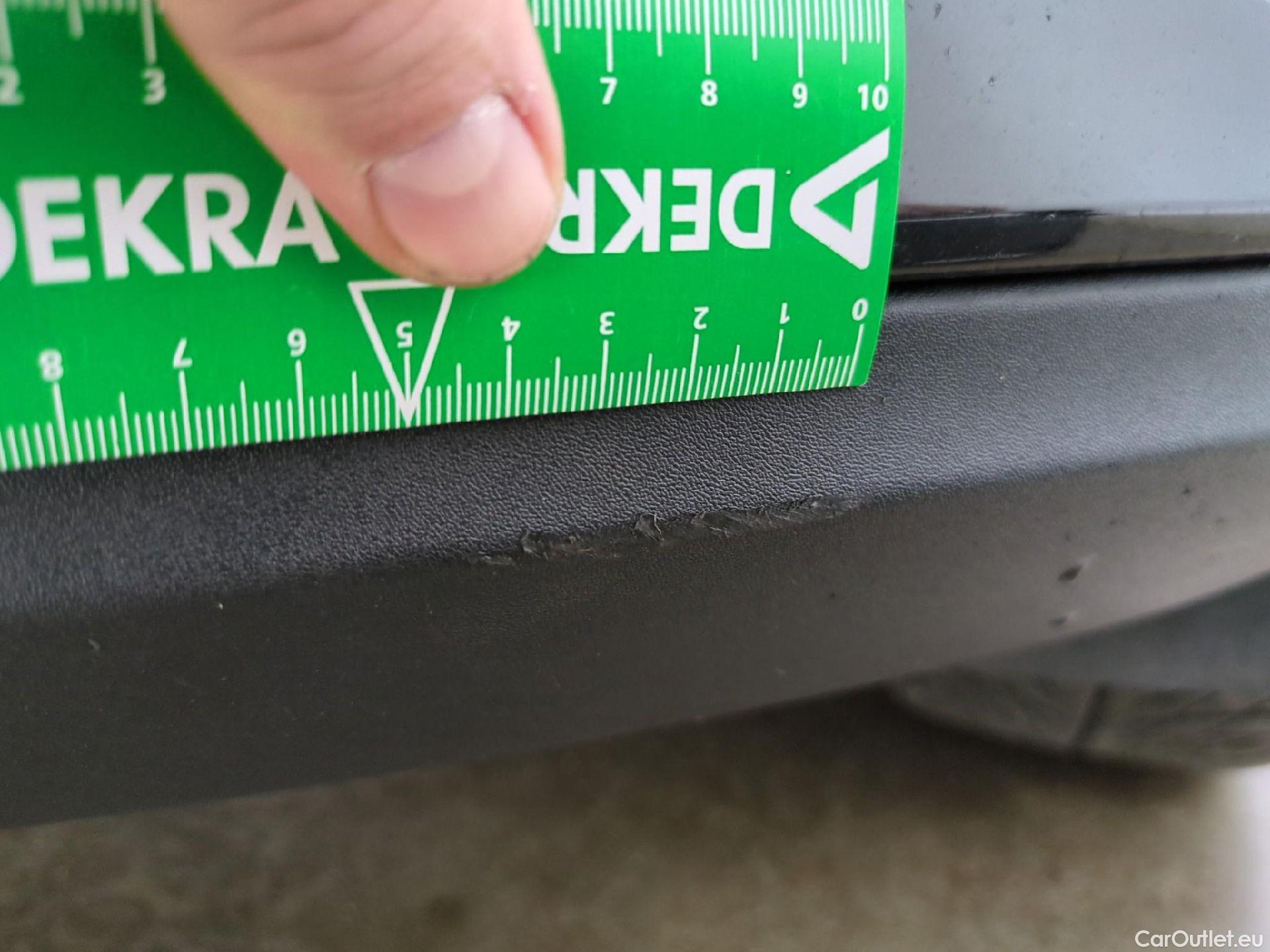  Volvo  XC 40 VOLVO XC40 / 2022 / 5P / SUV Recharge T4 211 DCT7 Start #33