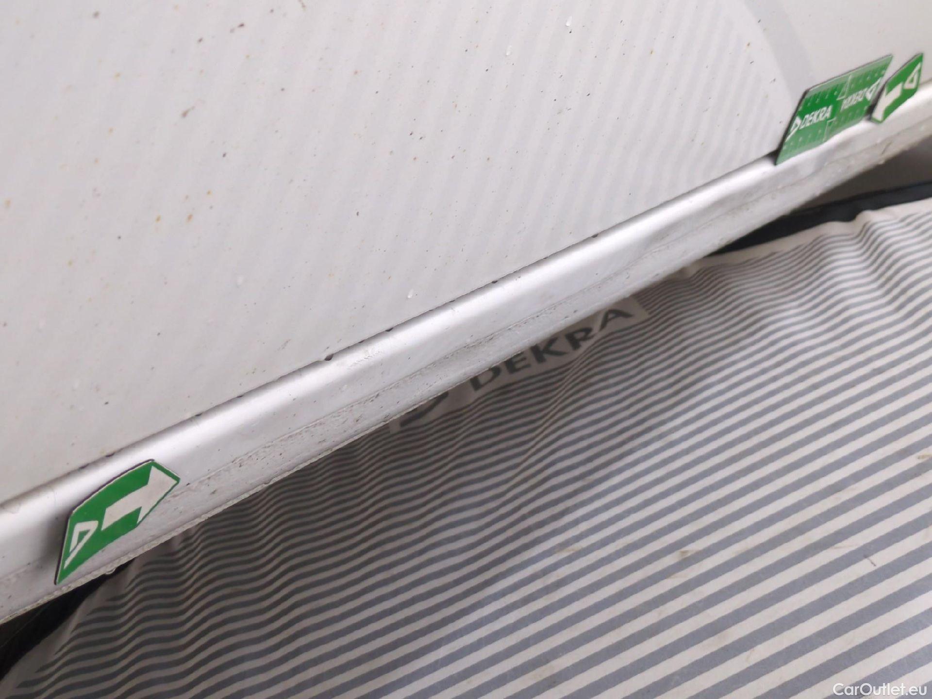  Renault  Kangoo  Express Maxi Grand Confort 1.5 dCi 115CV BVM6 E6dT #42