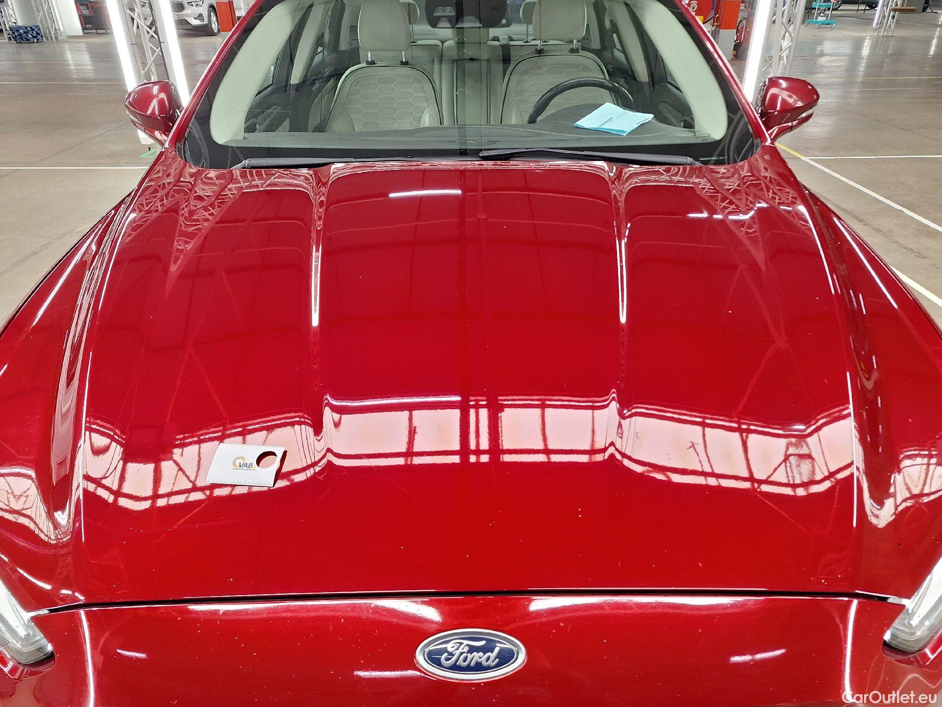  Ford  Mondeo Ford,  5d '14, Ford  2.0TDCi 110kW Vignale 4d #1