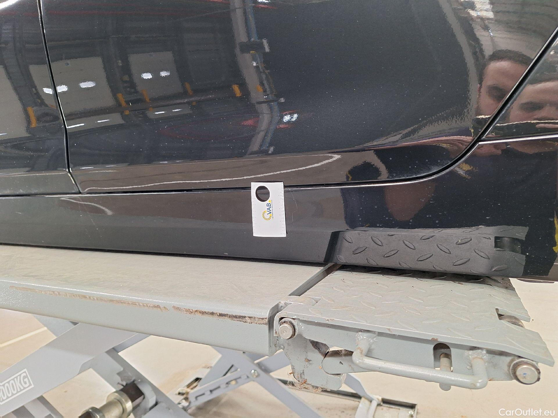  Bmw  Serie 5 BMW, 5-serie FL'20, BMW 5 Reeks Berline 518d 110kW Aut. 4d #19