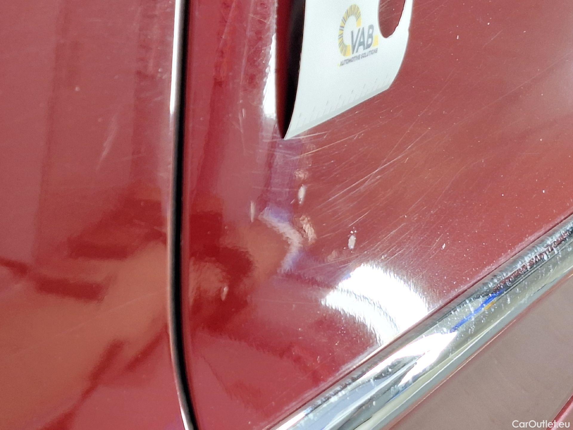  Ford  Mondeo Ford,  5d '14, Ford  2.0TDCi 110kW Vignale 4d #47