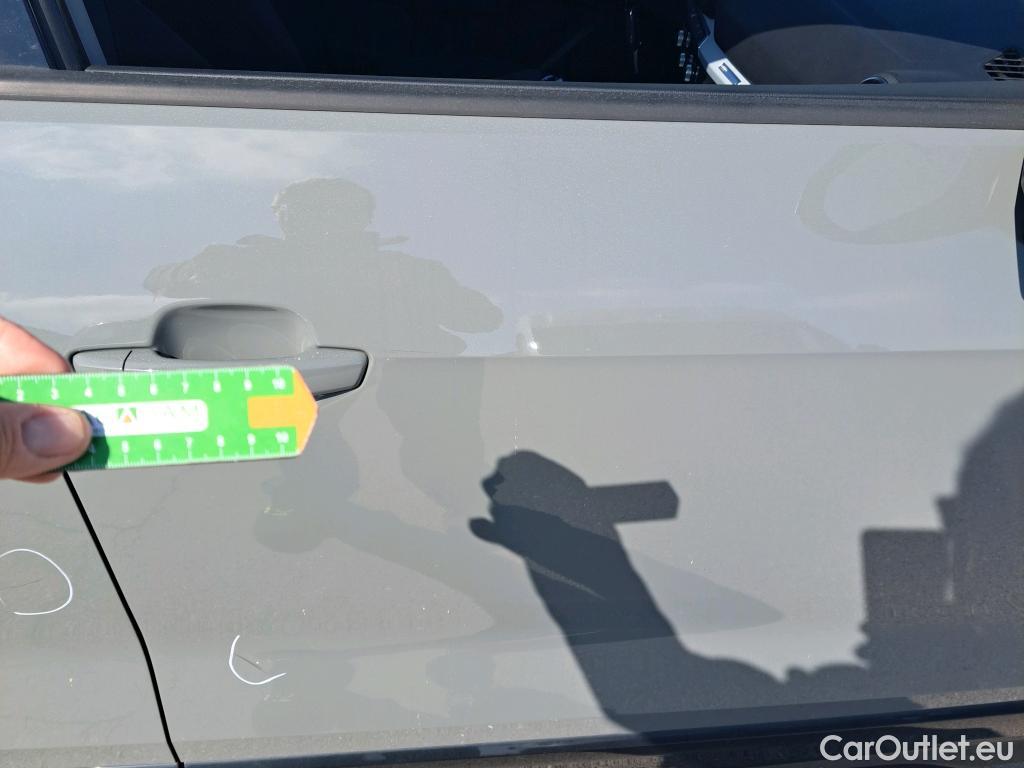  Audi  Q2 AUDI  / 2016 / 5P / todoterreno Design 30 TFSI 85kW (116CV) #21