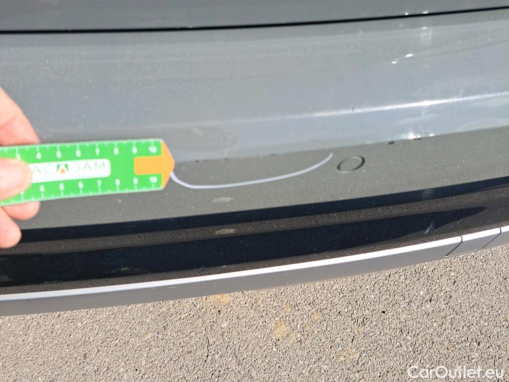  Audi  Q2 AUDI  / 2016 / 5P / todoterreno Design 30 TFSI 85kW (116CV) #16