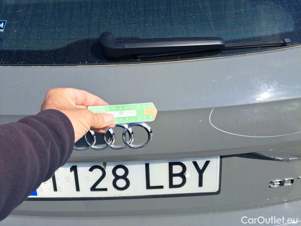  Audi  Q2 AUDI  / 2016 / 5P / todoterreno Design 30 TFSI 85kW (116CV) #23