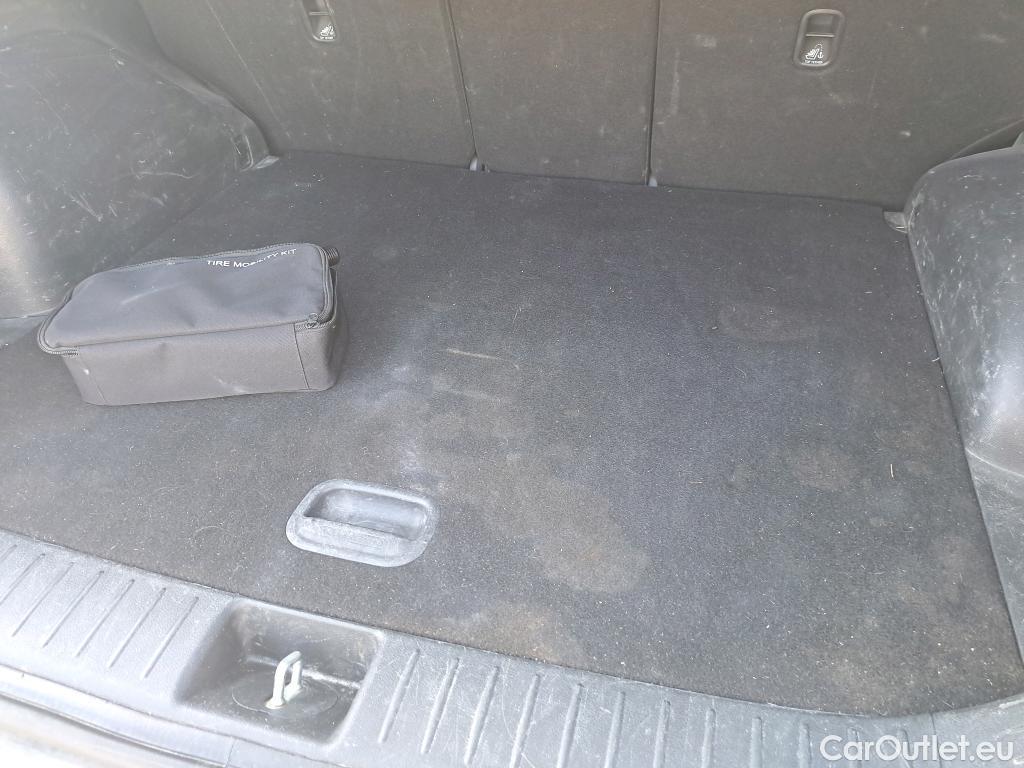  KIA  Sportage KIA  / 2022 / 5P / todoterreno 1.6 T-GDi HEV 171kW (230CV) Drive 4X2 #13