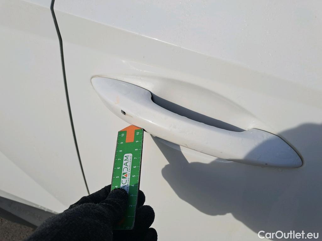  Hyundai  Tucson HYUNDAI  / 2020 / 5P / todoterreno 1.6 CRDI 85kW (115CV) Klass #33