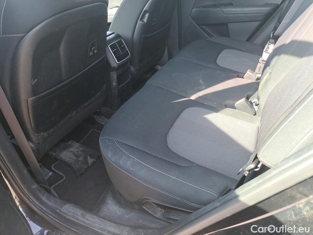  KIA  Sportage KIA  / 2022 / 5P / todoterreno 1.6 T-GDi HEV 171kW (230CV) Drive 4X2 #14