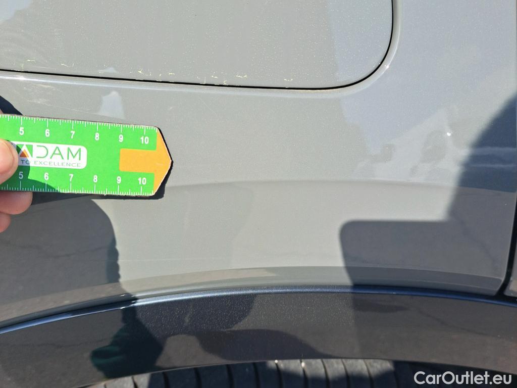  Audi  Q2 AUDI  / 2016 / 5P / todoterreno Design 30 TFSI 85kW (116CV) #33