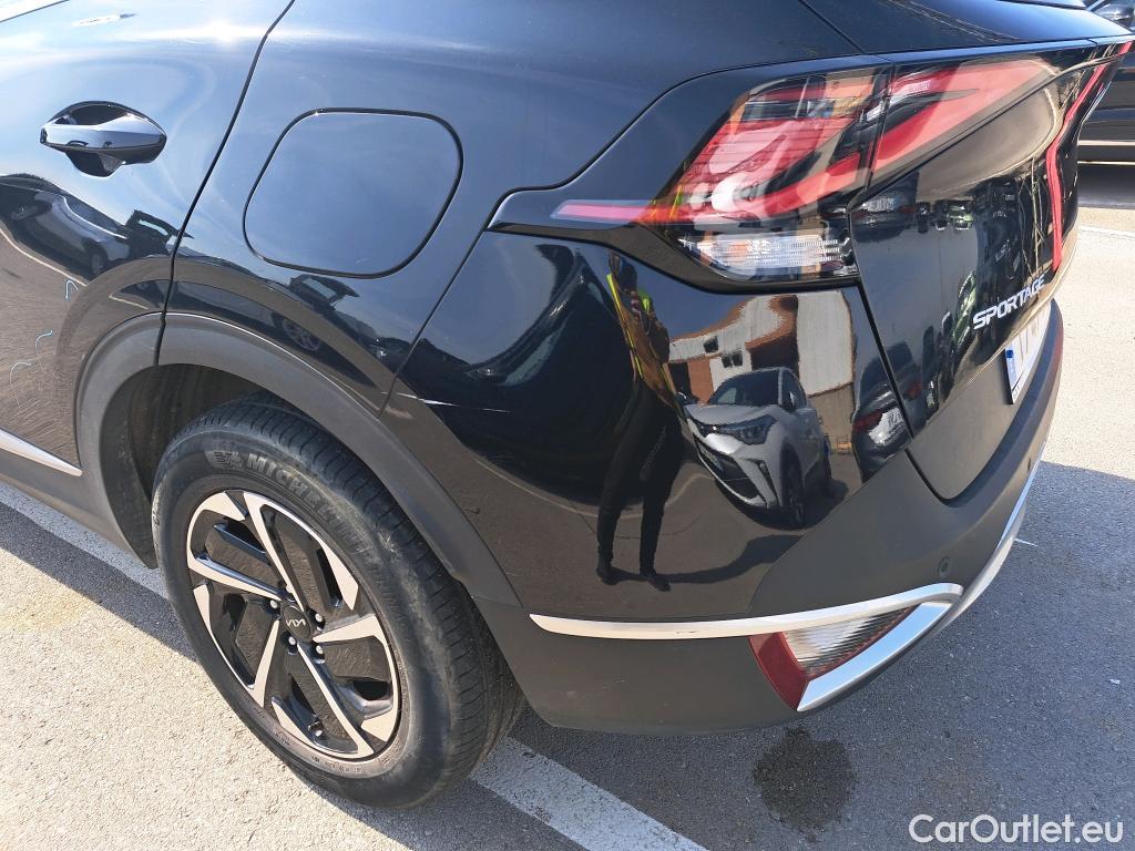  KIA  Sportage KIA  / 2022 / 5P / todoterreno 1.6 T-GDi HEV 171kW (230CV) Drive 4X2 #28