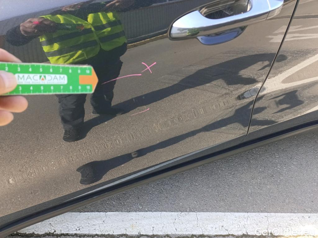  KIA  Sportage KIA  1.6MHEV Drive 100kW(136CV) 4x2(Crist Tintados)(CX) #1