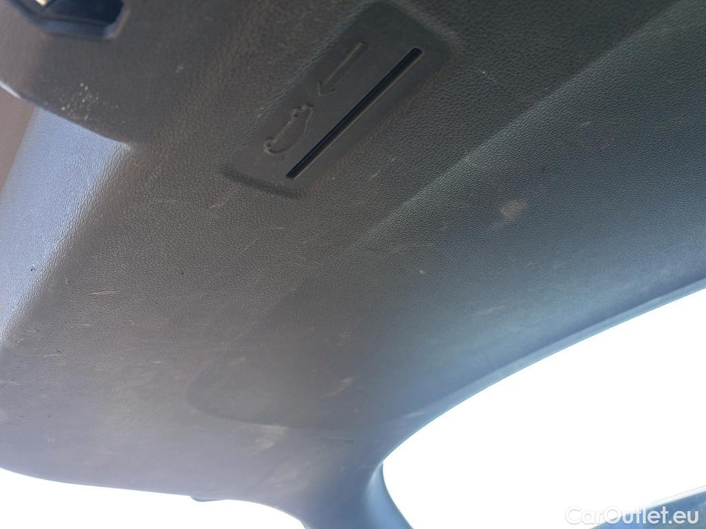  KIA  Sportage KIA  / 2022 / 5P / todoterreno 1.6 T-GDi HEV 171kW (230CV) Drive 4X2 #25