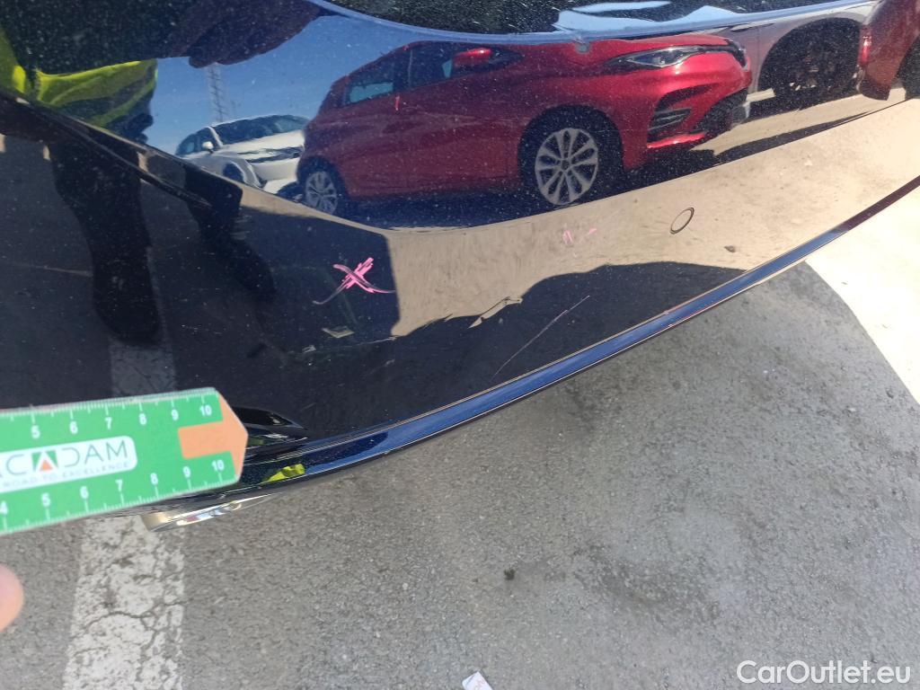  Bmw  Serie 3 BMW  / 2018 / 4P / sedán 318d Auto. #10