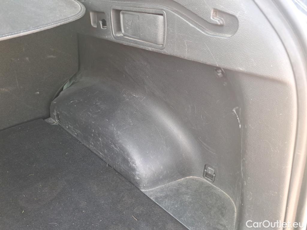  KIA  Sportage KIA  / 2022 / 5P / todoterreno 1.6 T-GDi HEV 171kW (230CV) Drive 4X2 #22