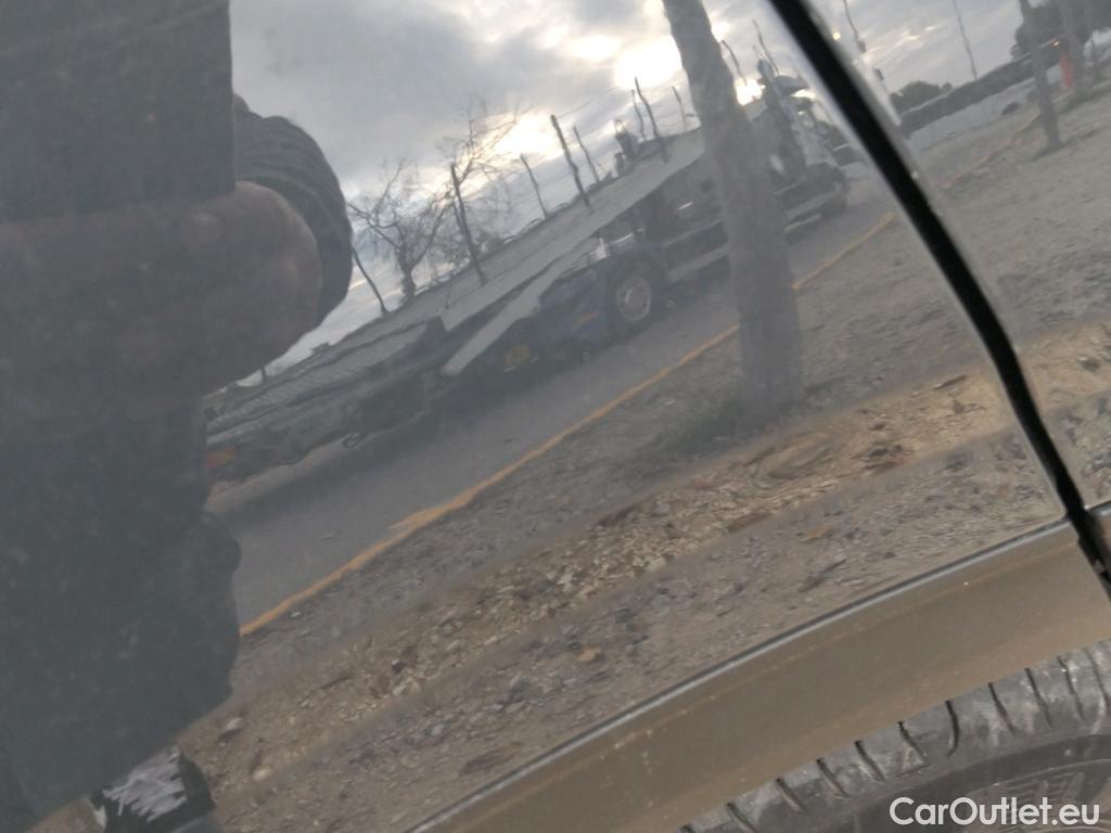  KIA  Sportage KIA  / 2022 / 5P / todoterreno 1.6 T-GDi 110kW (150CV) Drive 4x2 #3