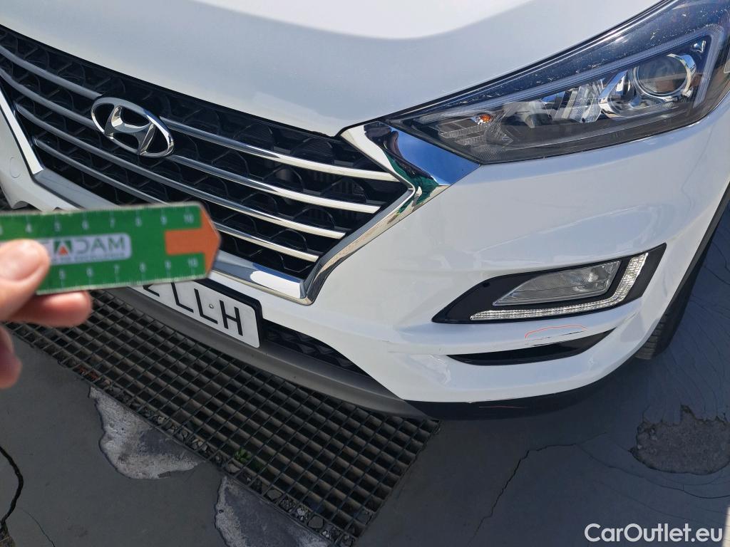  Hyundai  Tucson HYUNDAI  / 2018 / 5P / todoterreno 1.6 CRDI 85kW (116CV) 48V SLE 4X2(SP)(SL) #13