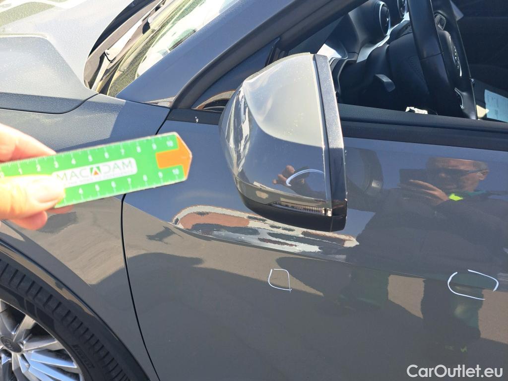  Audi  Q2 AUDI  / 2016 / 5P / todoterreno Design 30 TFSI 85kW (116CV) #34