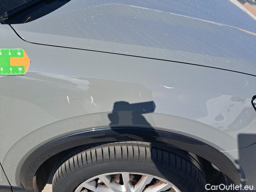  Audi  Q2 AUDI  / 2016 / 5P / todoterreno Design 30 TFSI 85kW (116CV) #40